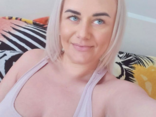 HornyVicky - Ein Tag mit Org**mus ist ein guter Tag