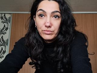 SexyMyra - Kein Tag ohne S*x