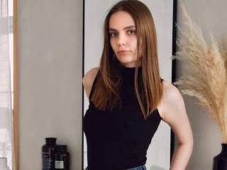 AnnaSweet - Hey! Ich bin ein wunderschönes Mädchen, das gerne neue Leute kennenlernt. Ich bin dein Spaß :)