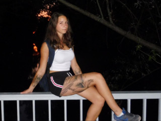 Dinacaguimbal69 - Willkommen in meinem Zimmer, viel Spaß mit mir!