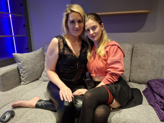 Melly und Nora - Dominant und sexy