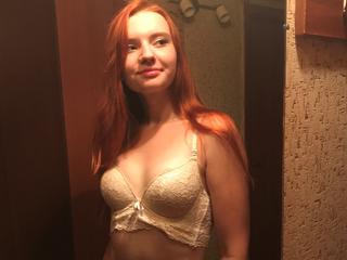 MissFoxxy - Party and strip dance