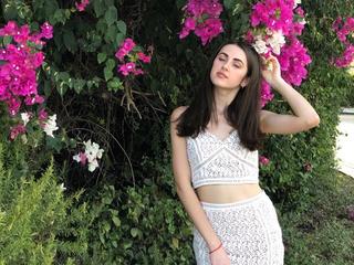 Mia20 - mmmm.. waiting to make all my fantasies in real.. come to my chat and help me do it 