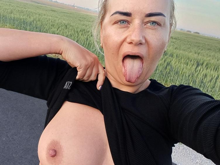 VickyAndNick2019
