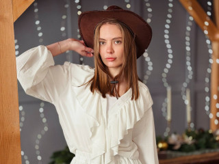 AnnaSweet - Hey! Ich bin ein wunderschönes Mädchen, das gerne neue Leute kennenlernt. Ich bin dein Spaß :)