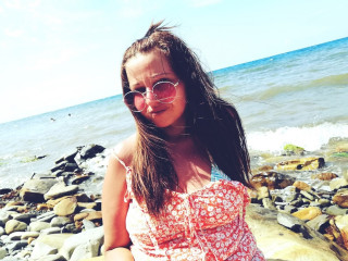 SexiMelissa - Ich möchte hier nur lachen und meine Online-Zeit mit Gentlemen genießen!