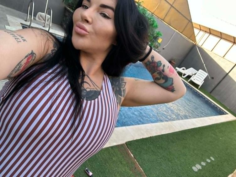 BustyRaven