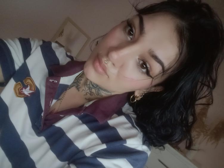 Melina-98