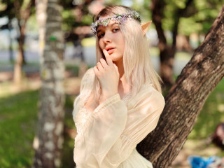 KarolinaRay - Ich bin ein romantisches Mädchen mit schüchternen Träumen und Hoffnungen.