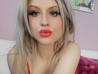 LolitaValerie18 - Blaue Augen,Naturbusen,Echte 18 :) - sexchat,analsex,private-webcam
